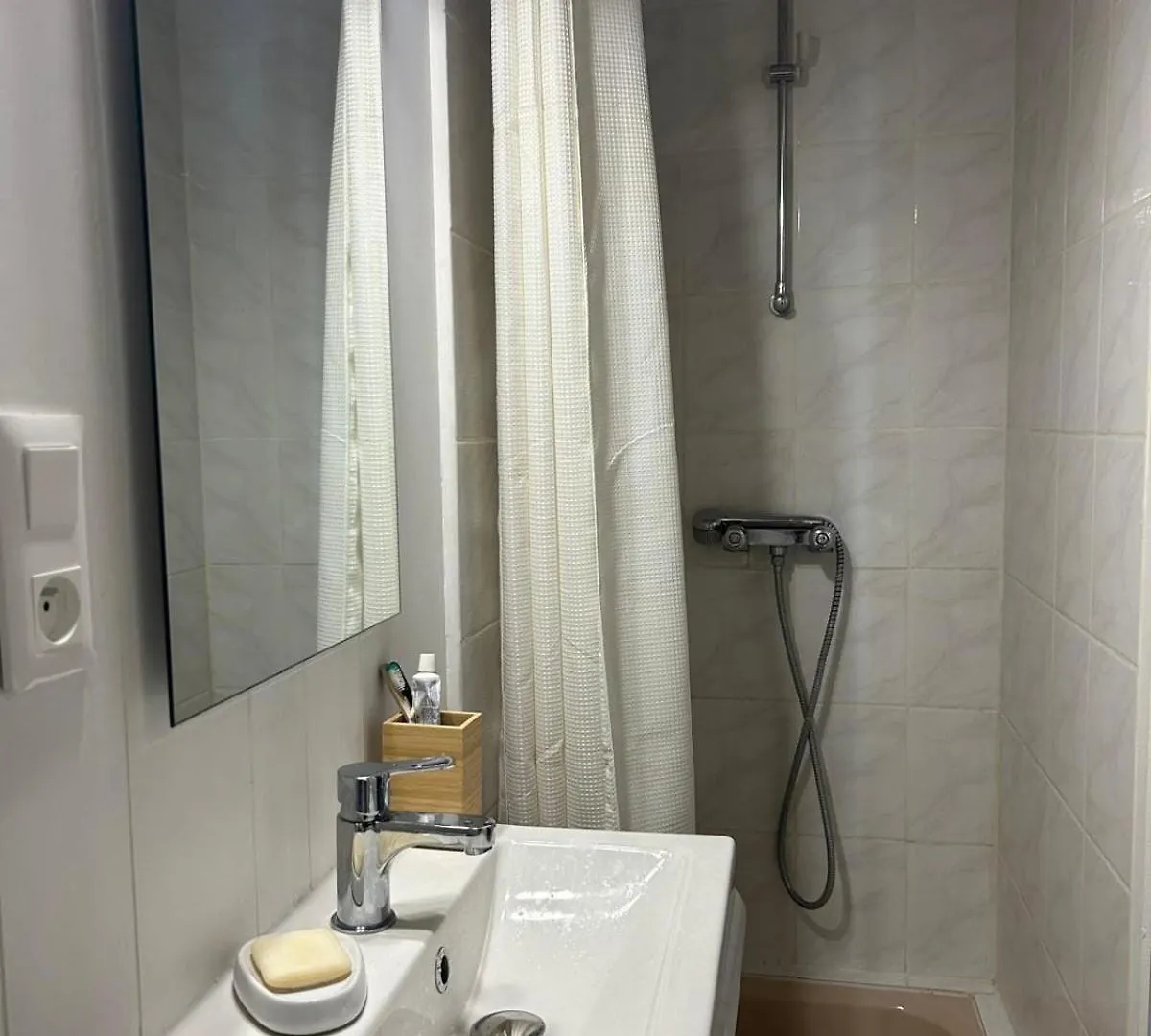 Cozy And Central Millau Appartamento